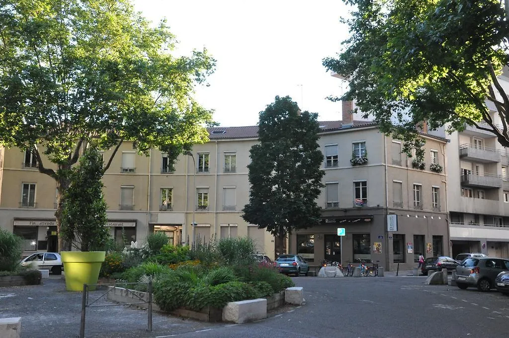 Les Studios De La Place Lyon
